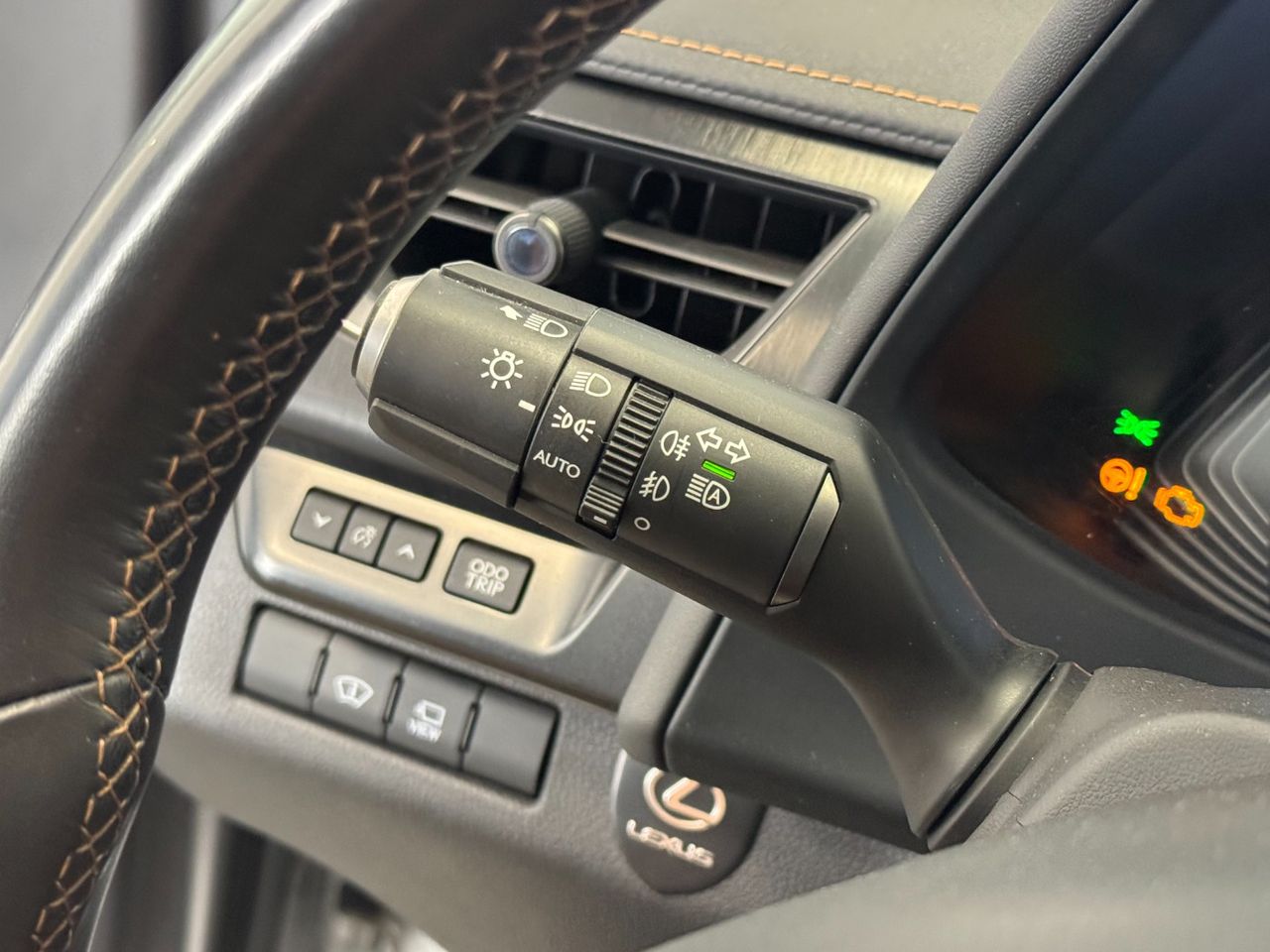 Lexus UX LUXURY foto 22