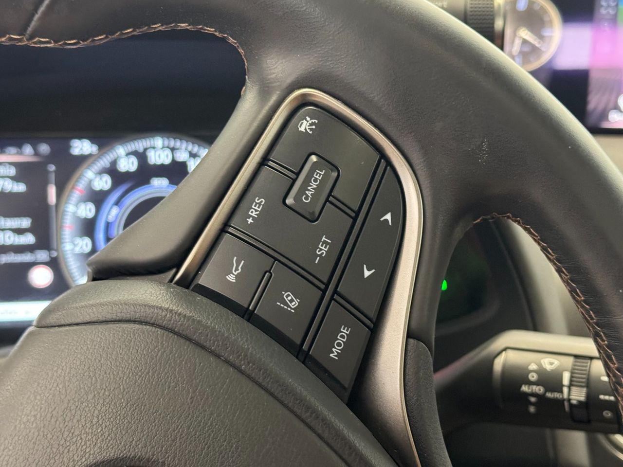 Lexus UX LUXURY foto 25