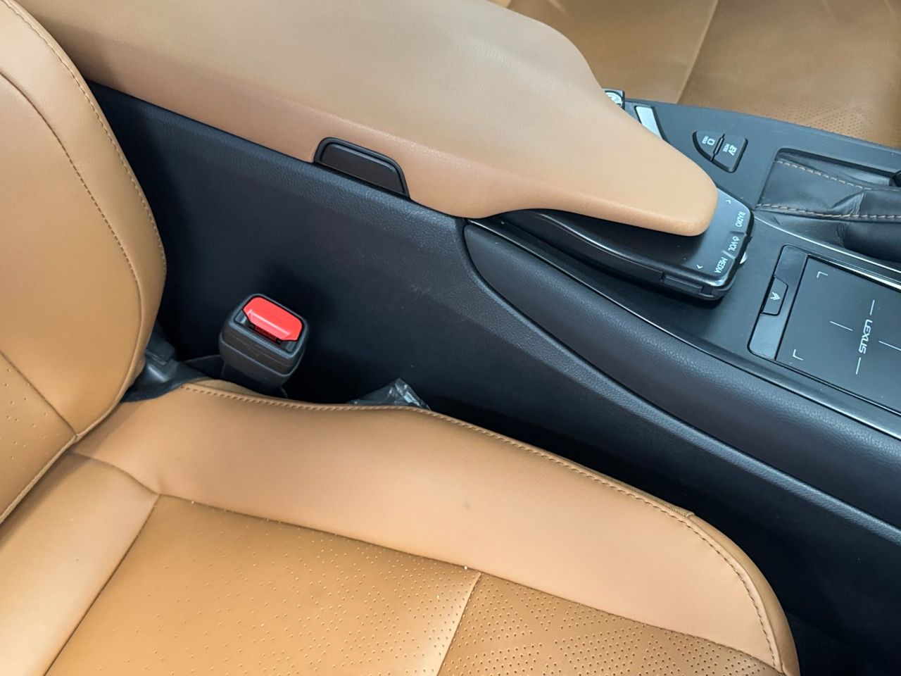Lexus UX LUXURY foto 43