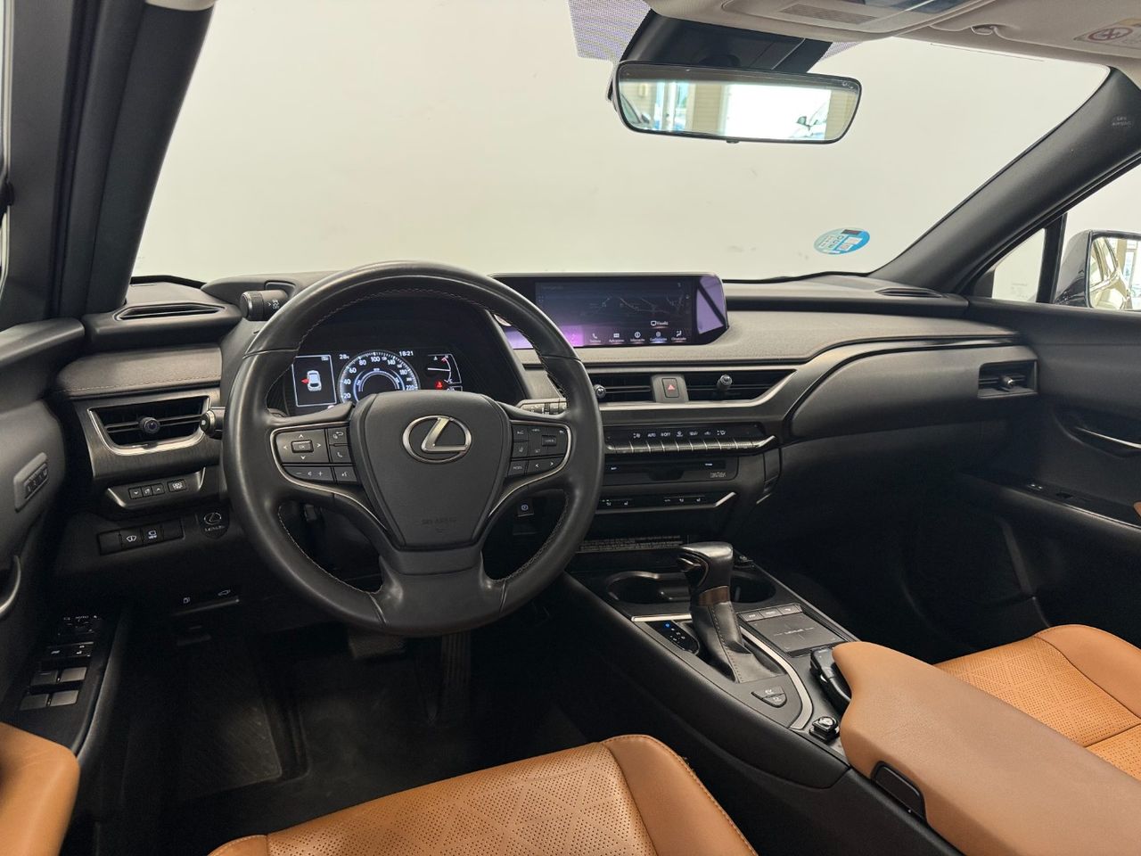 Lexus UX LUXURY foto 9
