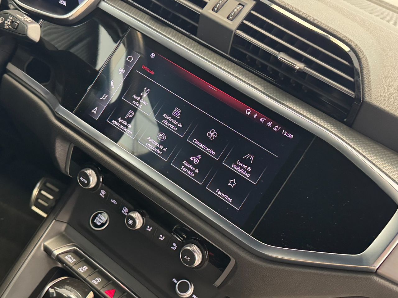 Audi Q3 SLINE BLACK LINE miniatura 38