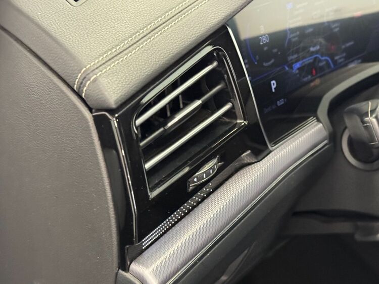 Volkswagen Touareg R LINE foto 17