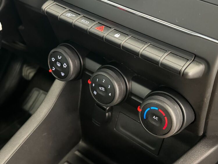 Renault Clio BUSINESS foto 27