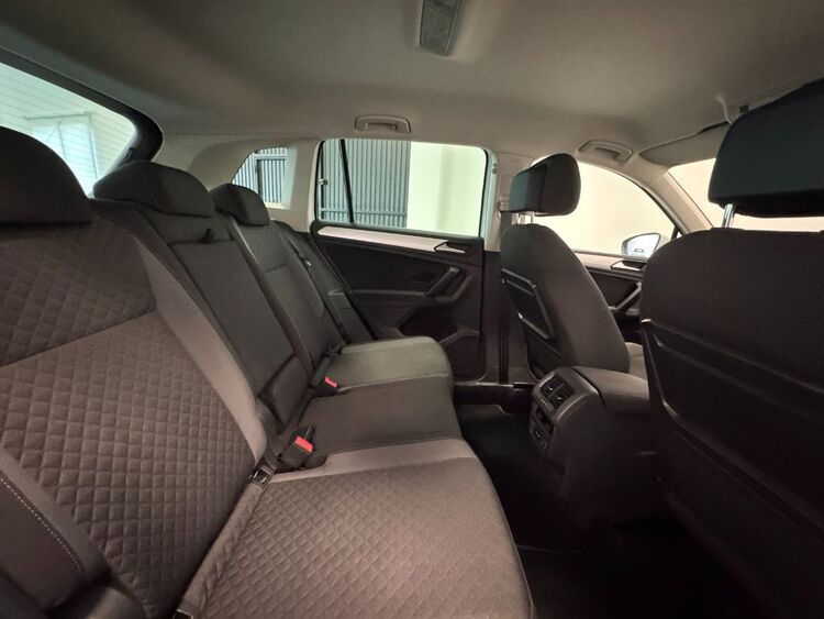Volkswagen Tiguan ADVANCE foto 41