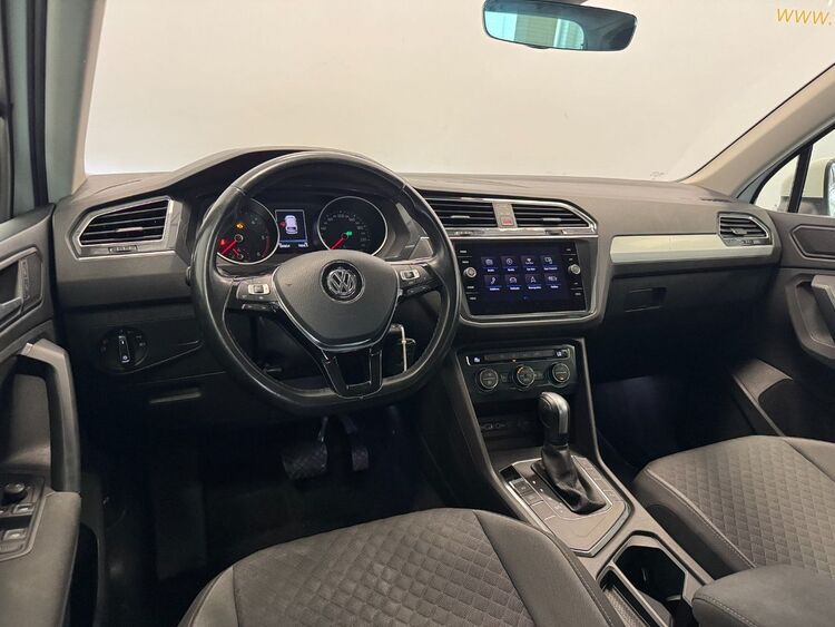 Volkswagen Tiguan ADVANCE foto 9
