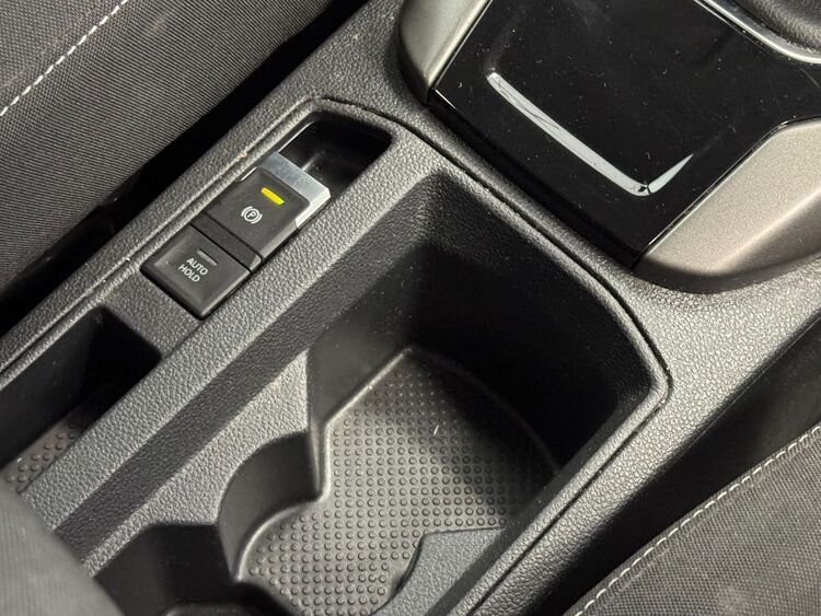 Volkswagen T-Roc ADVANCE foto 29