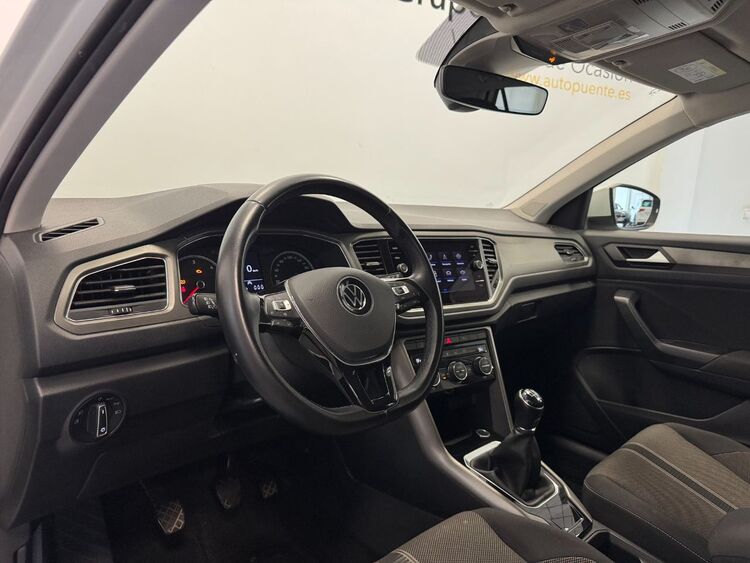 Volkswagen T-Roc ADVANCE foto 8