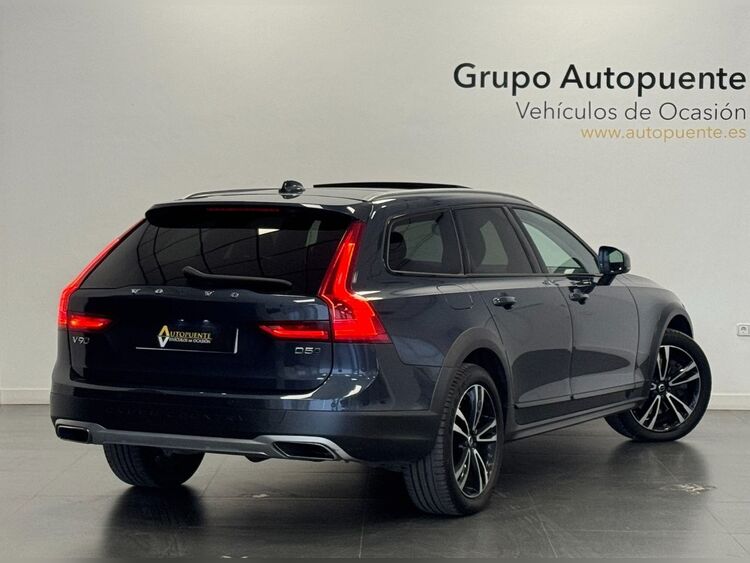 Volvo V90 CROSS COUNTRY foto 4