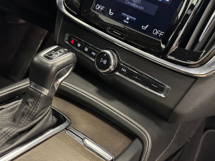 Volvo V90 CROSS COUNTRY foto 35