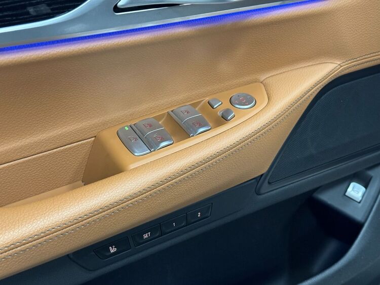 BMW Serie 7 XDRIVE 30D M foto 17
