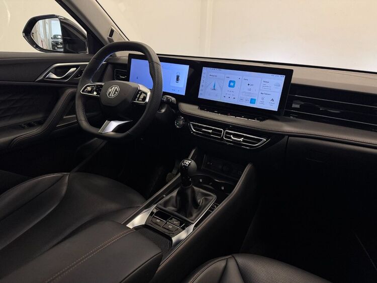 MG HS LUXURY foto 12