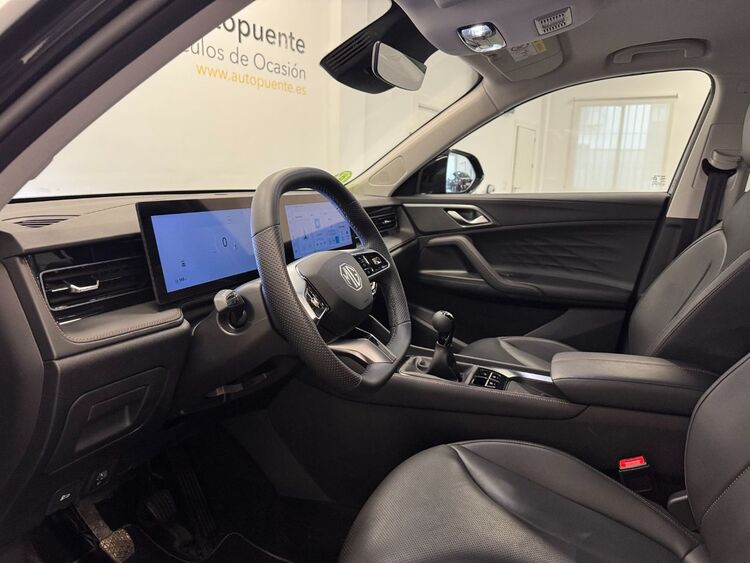 MG HS LUXURY foto 14