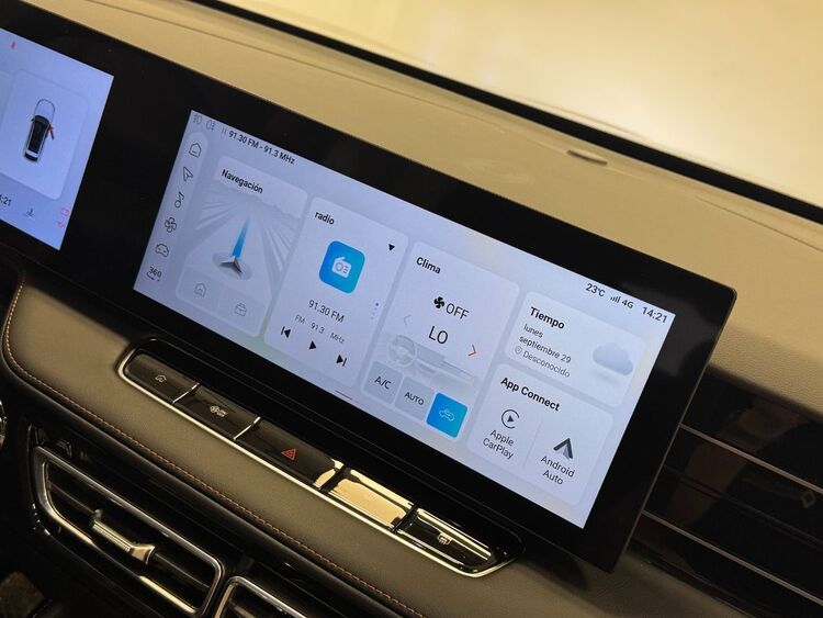 MG HS LUXURY foto 35