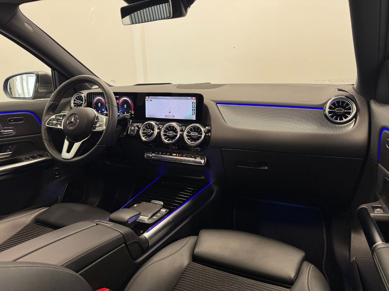Mercedes GLA 200 miniatura 10