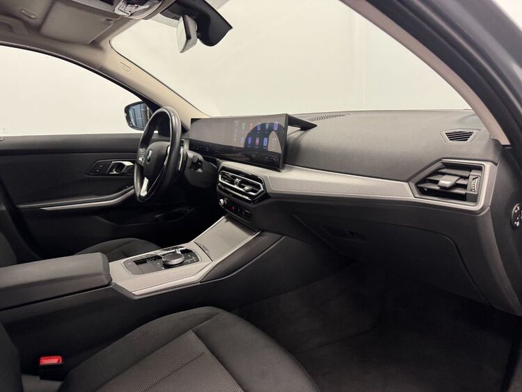 BMW Serie 3 TOURING foto 28