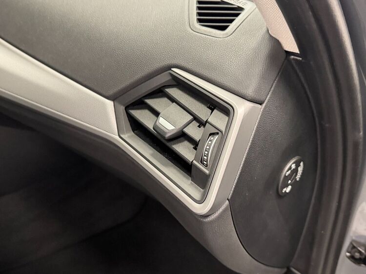 BMW Serie 3 TOURING foto 31