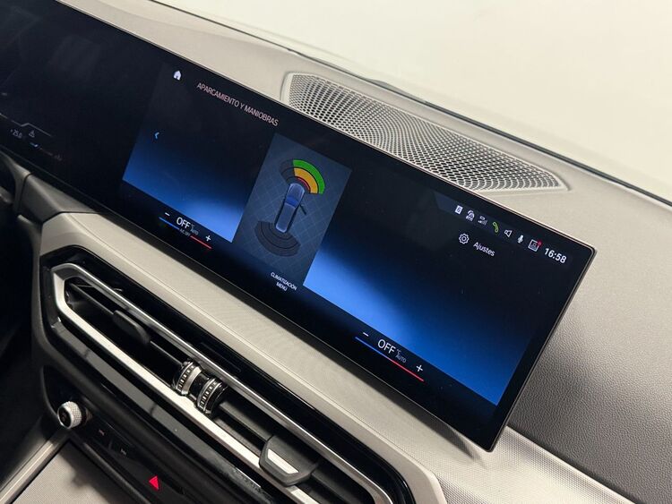 BMW Serie 3 TOURING foto 35