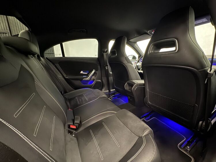 Mercedes CLA AMG foto 45