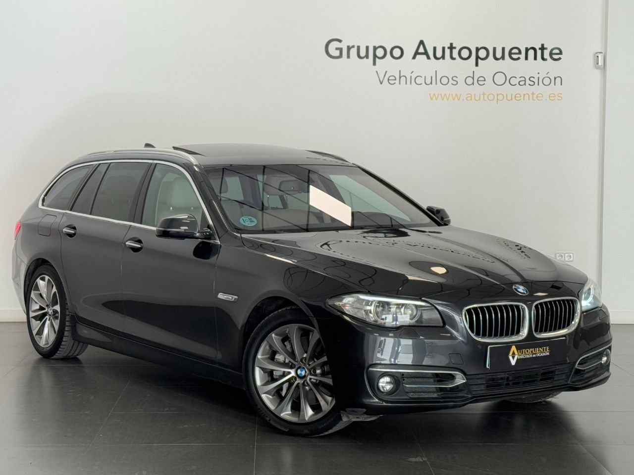 BMW Serie 5 530D foto 2