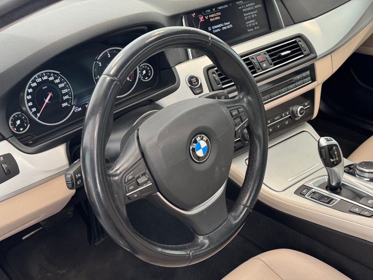 BMW Serie 5 530D foto 17