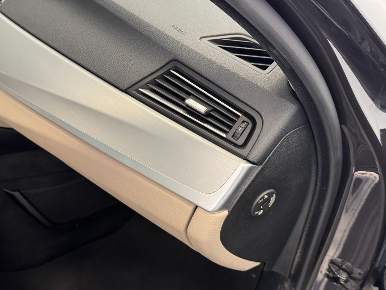 BMW Serie 5 530D foto 28