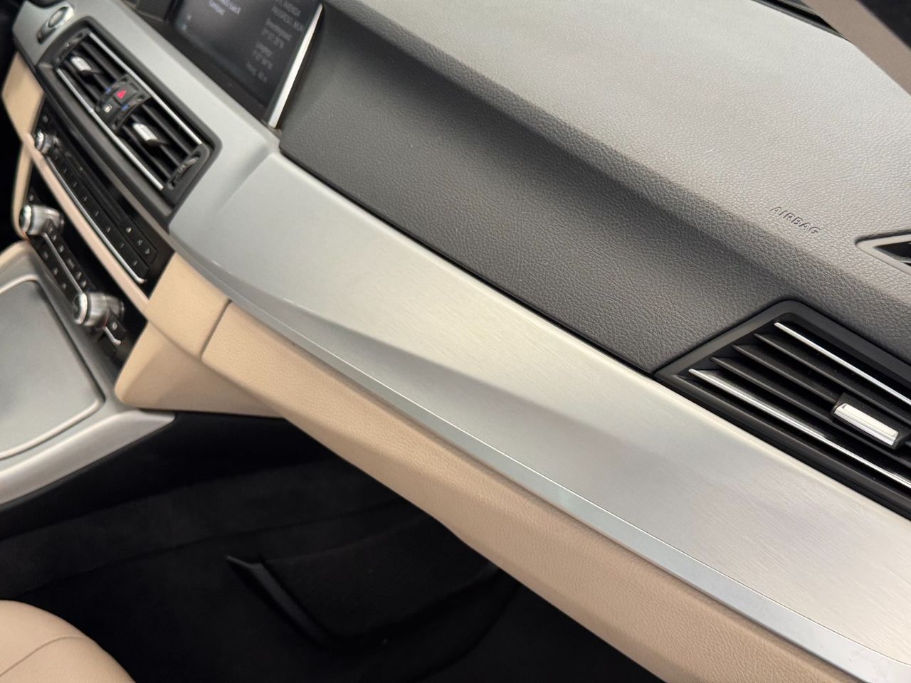 BMW Serie 5 530D foto 29