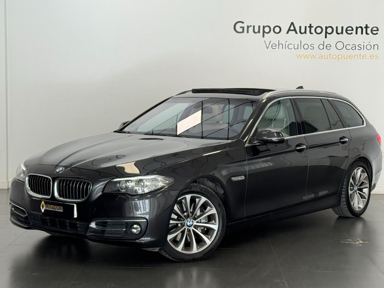 BMW Serie 5 530D foto 7