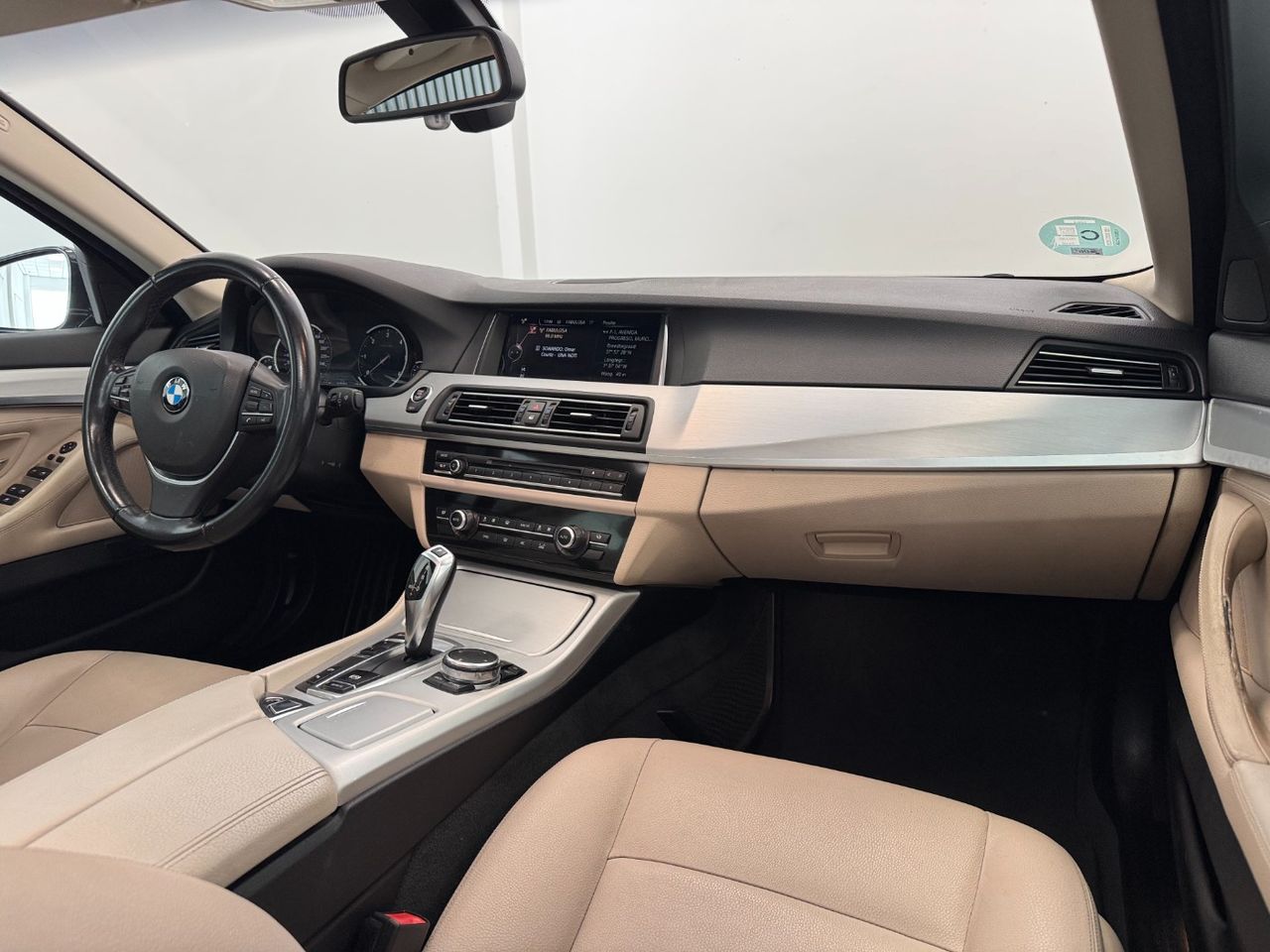 BMW Serie 5 530D foto 11