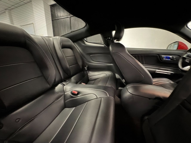 Ford Mustang GT foto 47