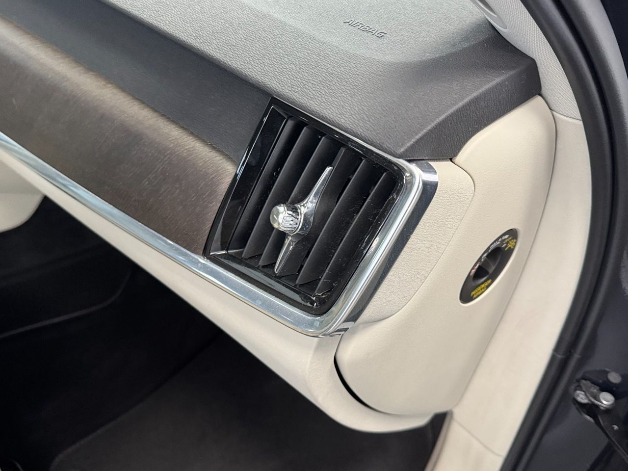 Volvo V90 D5 miniatura 30