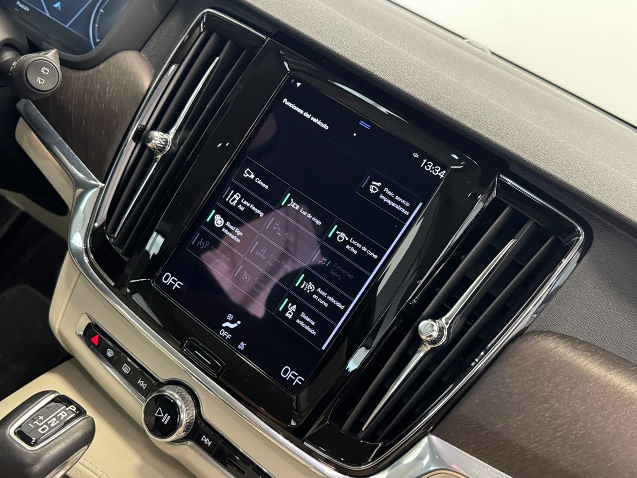 Volvo V90 D5 miniatura 33