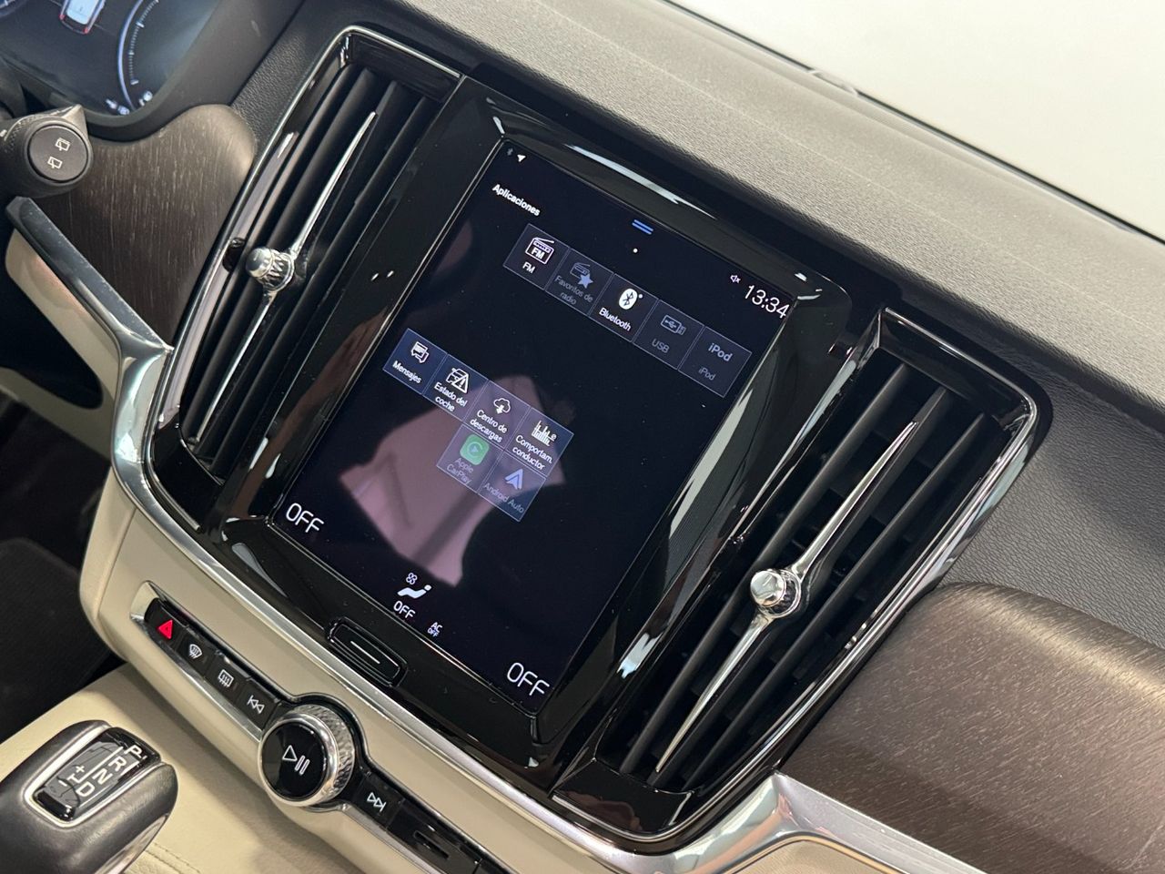 Volvo V90 D5 foto 34