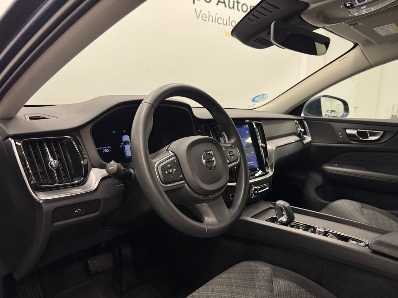 Volvo V60 CORE AUTO miniatura 14