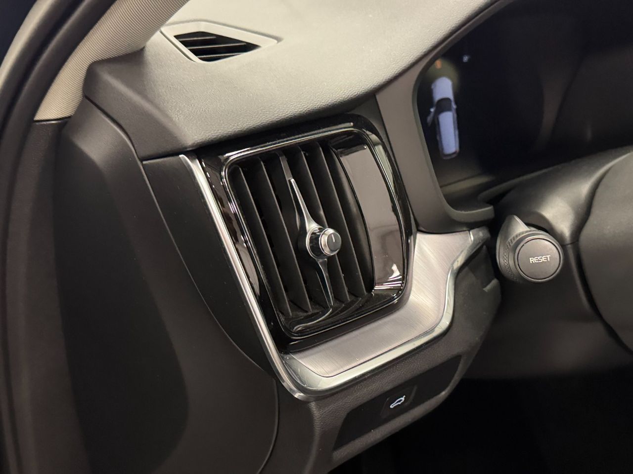 Volvo V60 CORE AUTO miniatura 18