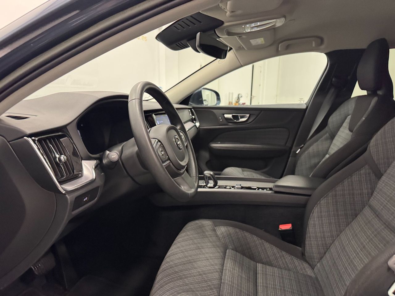 Volvo V60 CORE AUTO foto 15