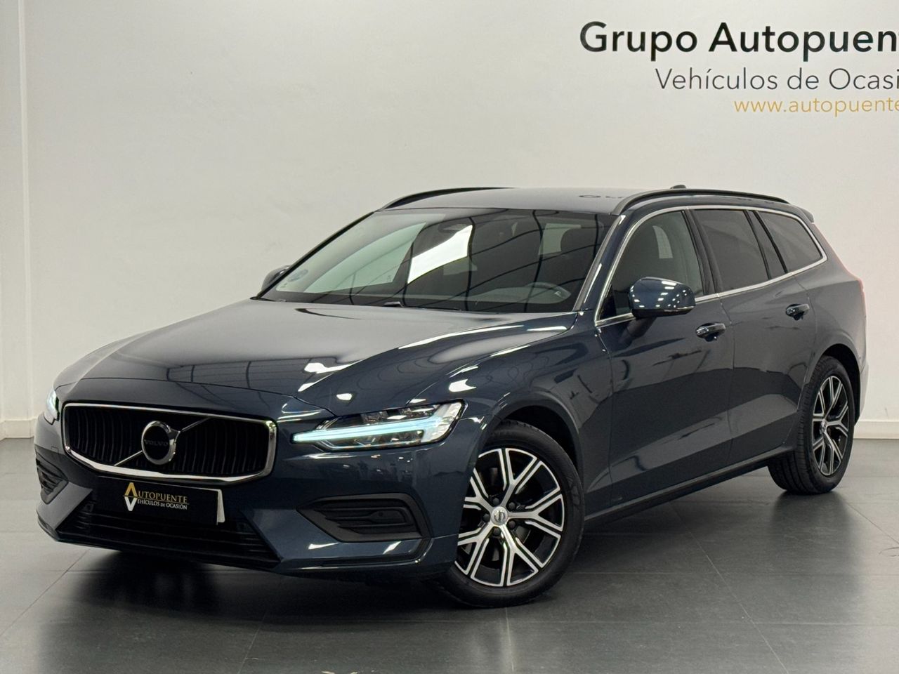 Volvo V60 CORE AUTO foto 7
