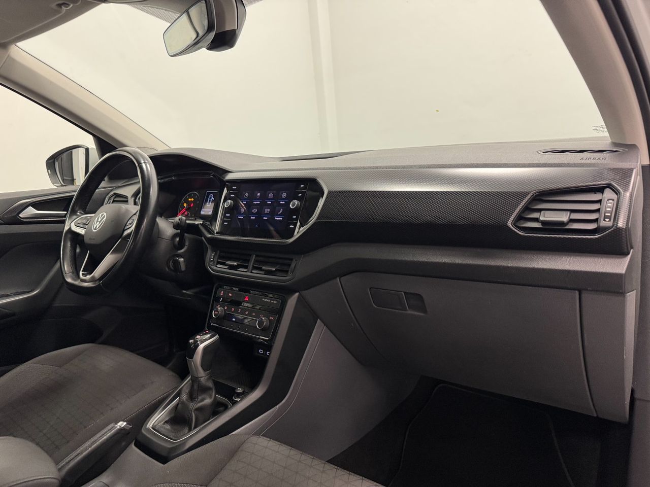 Volkswagen T-Cross ADVANCE miniatura 12