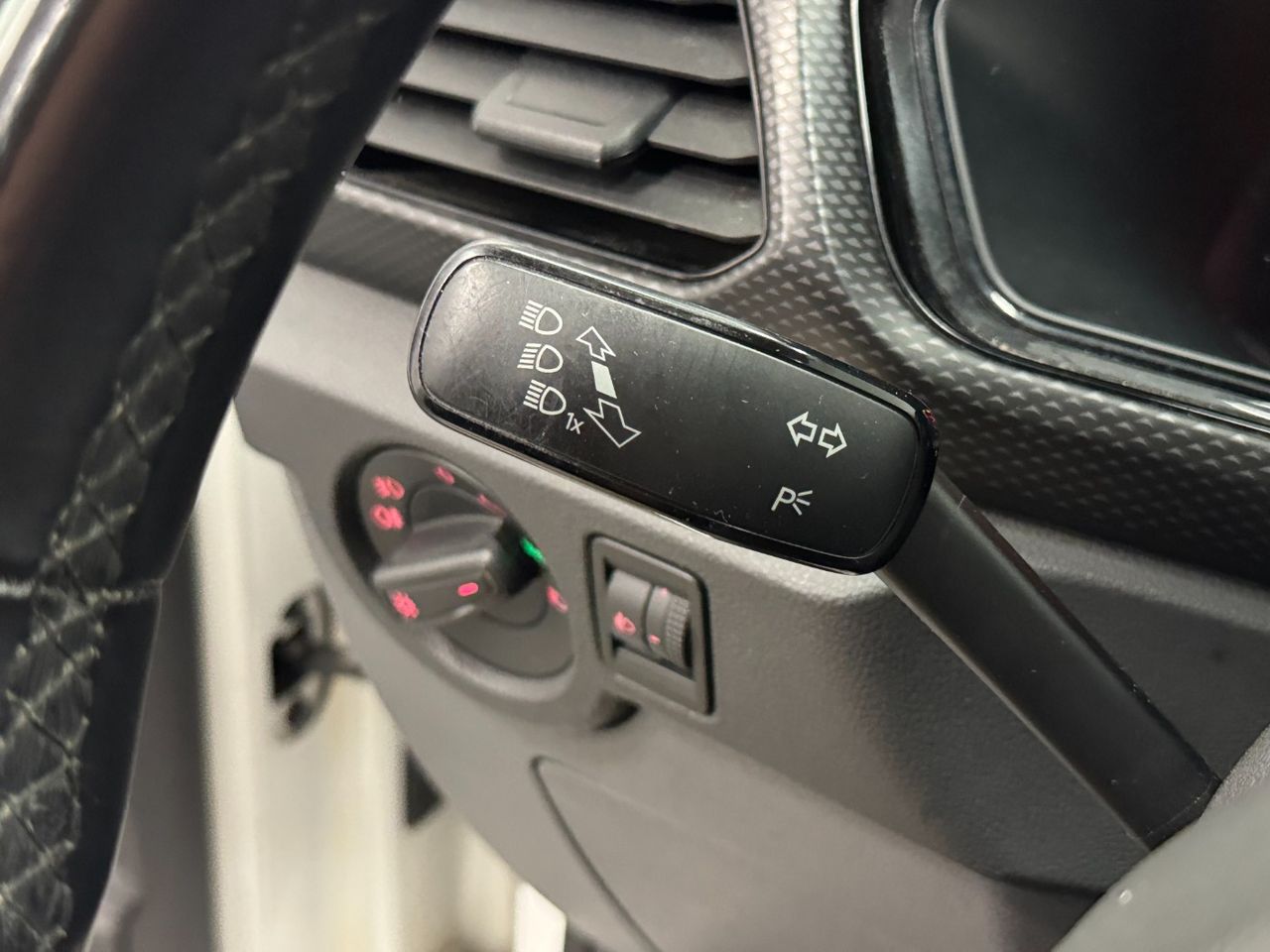 Volkswagen T-Cross ADVANCE miniatura 20