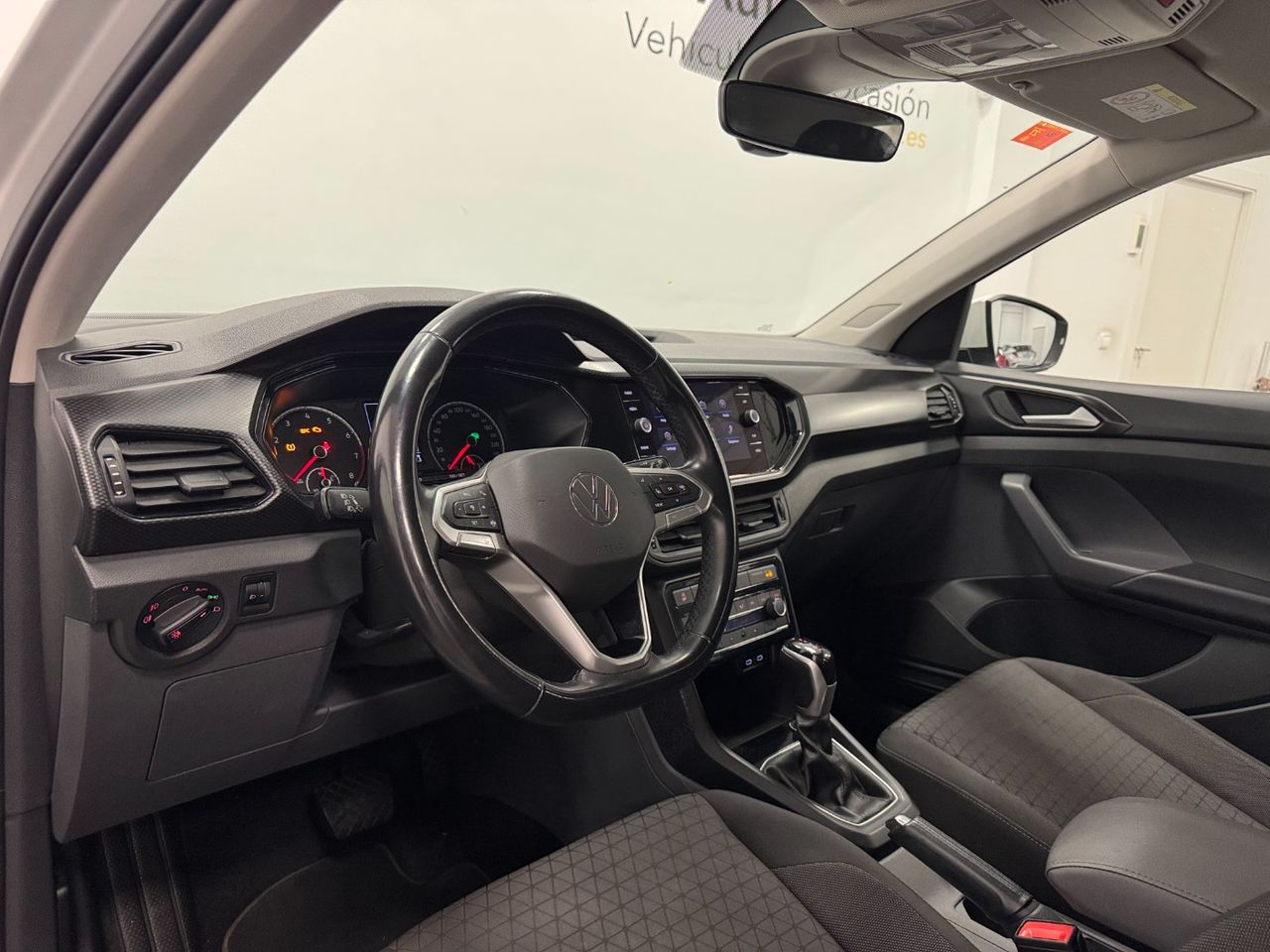 Volkswagen T-Cross ADVANCE foto 8