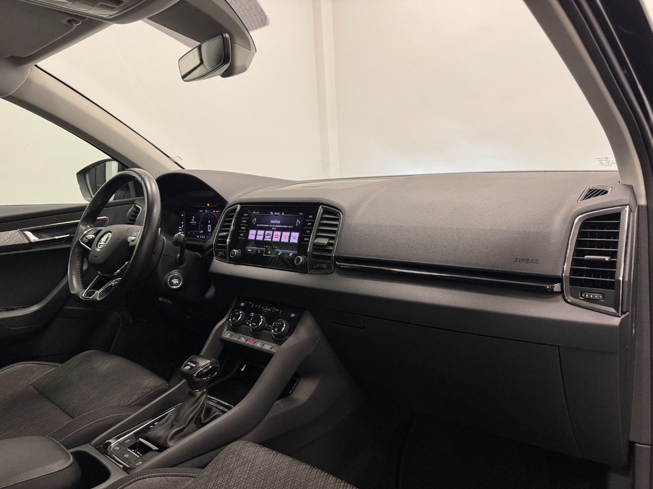 Skoda Karoq STYLE miniatura 13