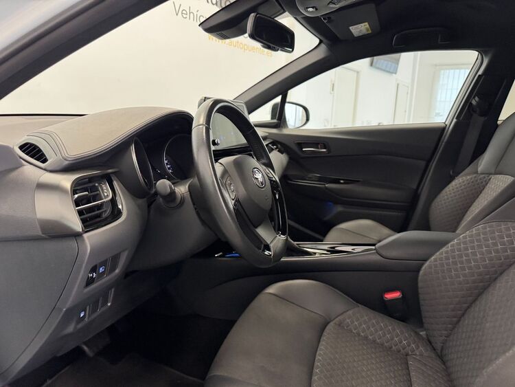 Toyota C-HR ADVANCE foto 14