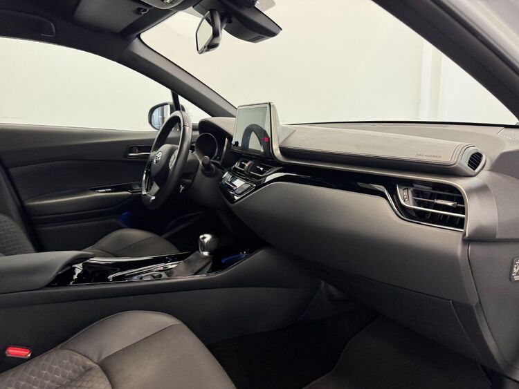Toyota C-HR ADVANCE foto 30