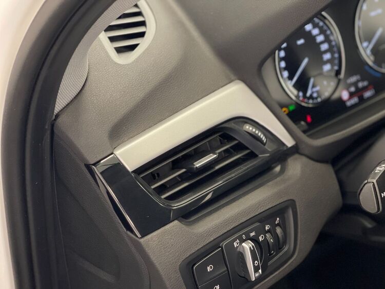 BMW X1 SDRIVE 18D foto 17