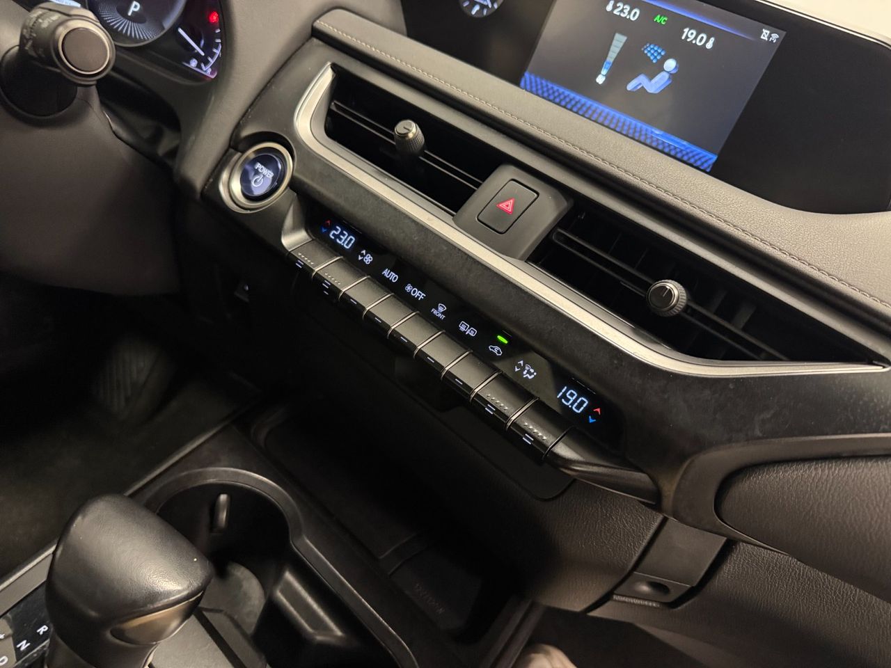 Lexus NX UX 250H PREMIUM miniatura 31