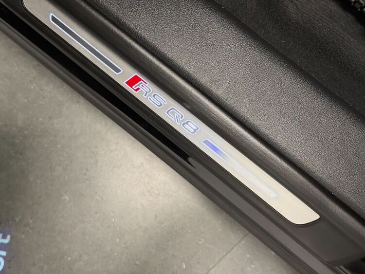 Audi RS Q8 RSQ8 foto 24