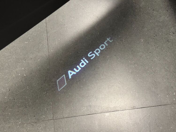 Audi RS Q8 RSQ8 foto 25