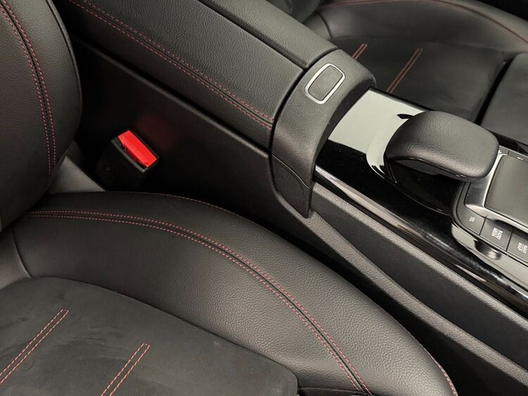 Mercedes CLA CLA 200 foto 43