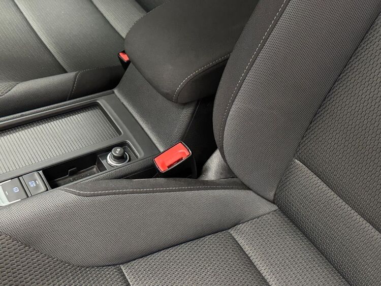 Volkswagen Golf Variant Advance 1.6 TDI 85 kW (115 CV) foto 27