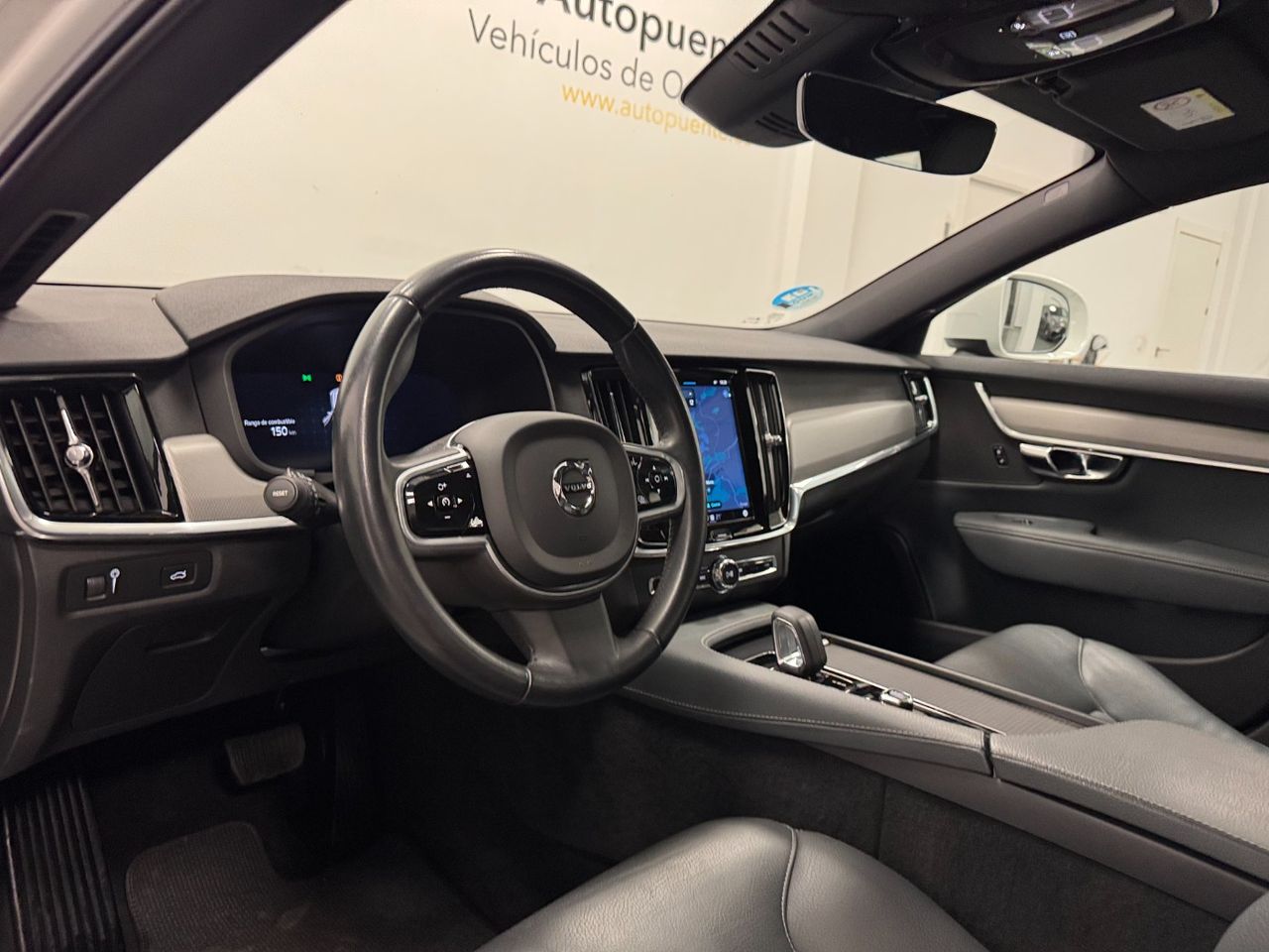 Volvo V90 CROSS COUNTRY B4 miniatura 14