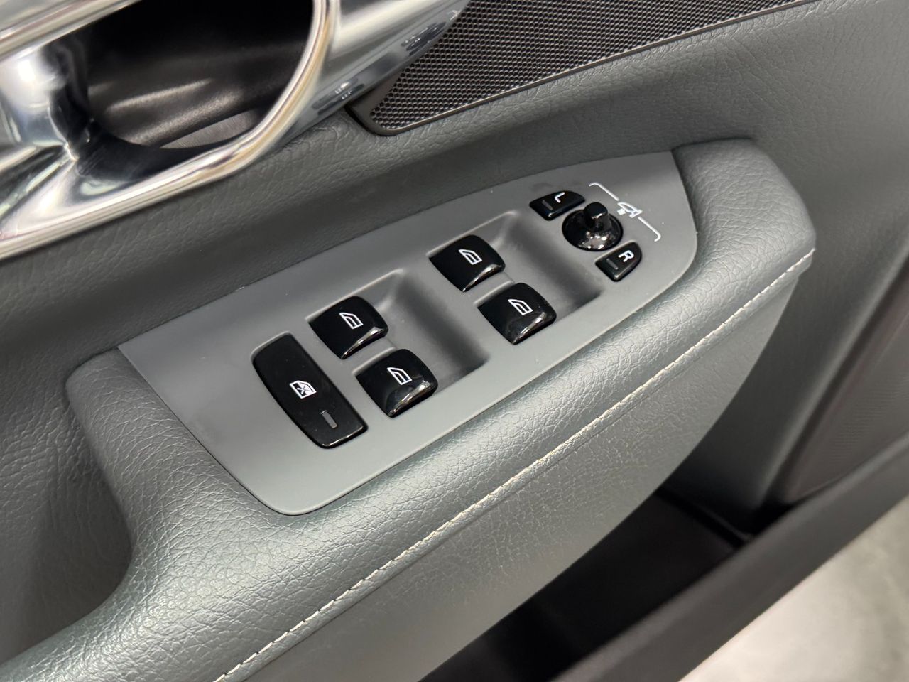 Volvo V90 CROSS COUNTRY B4 foto 16